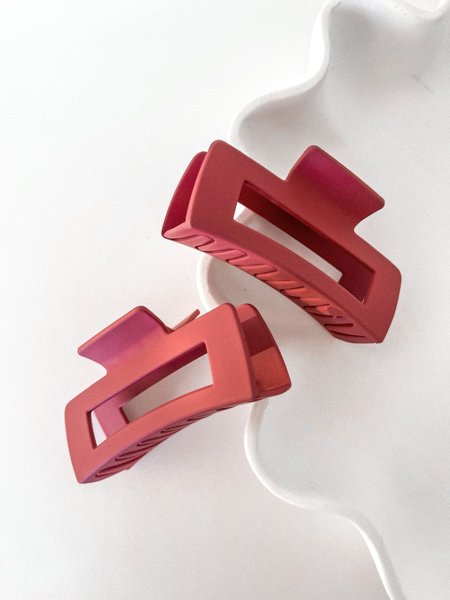 Claw Clip - Burgundy