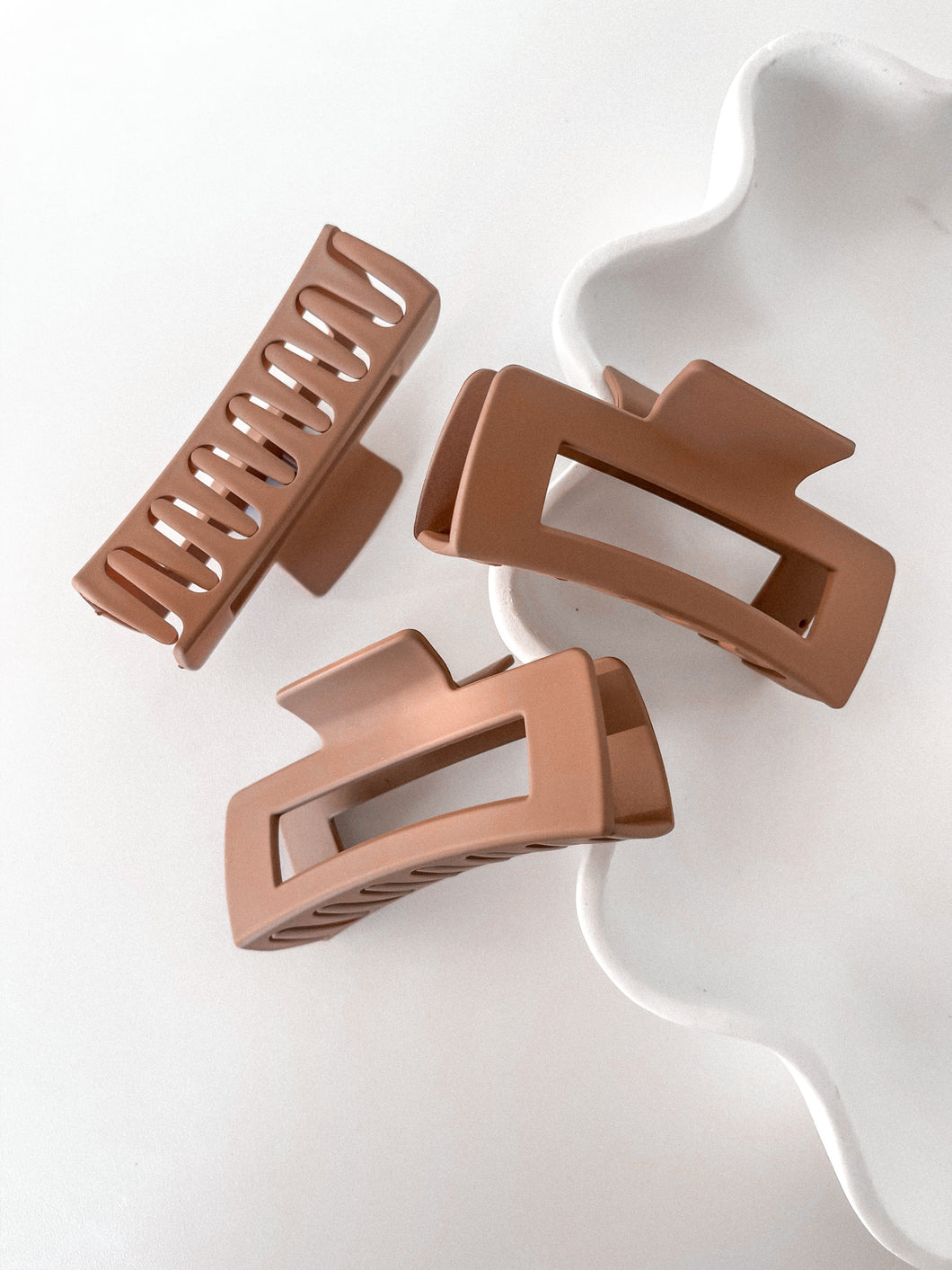 Claw Clip - Latte